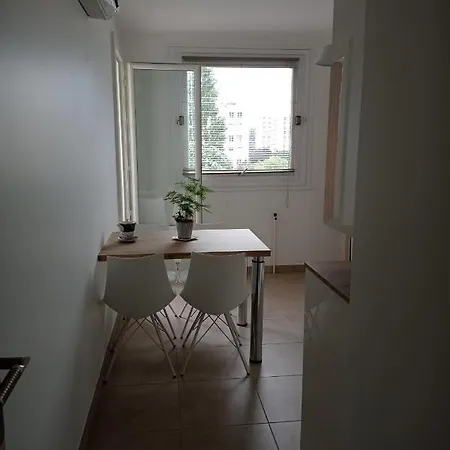 Le Stradivarius Apartment *